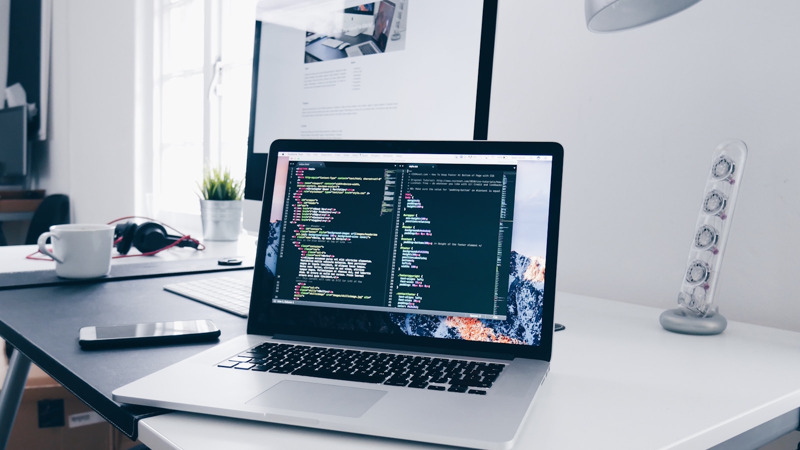 Next.js App Router in Production: New Features, Why Teams Switch, and What Breaks